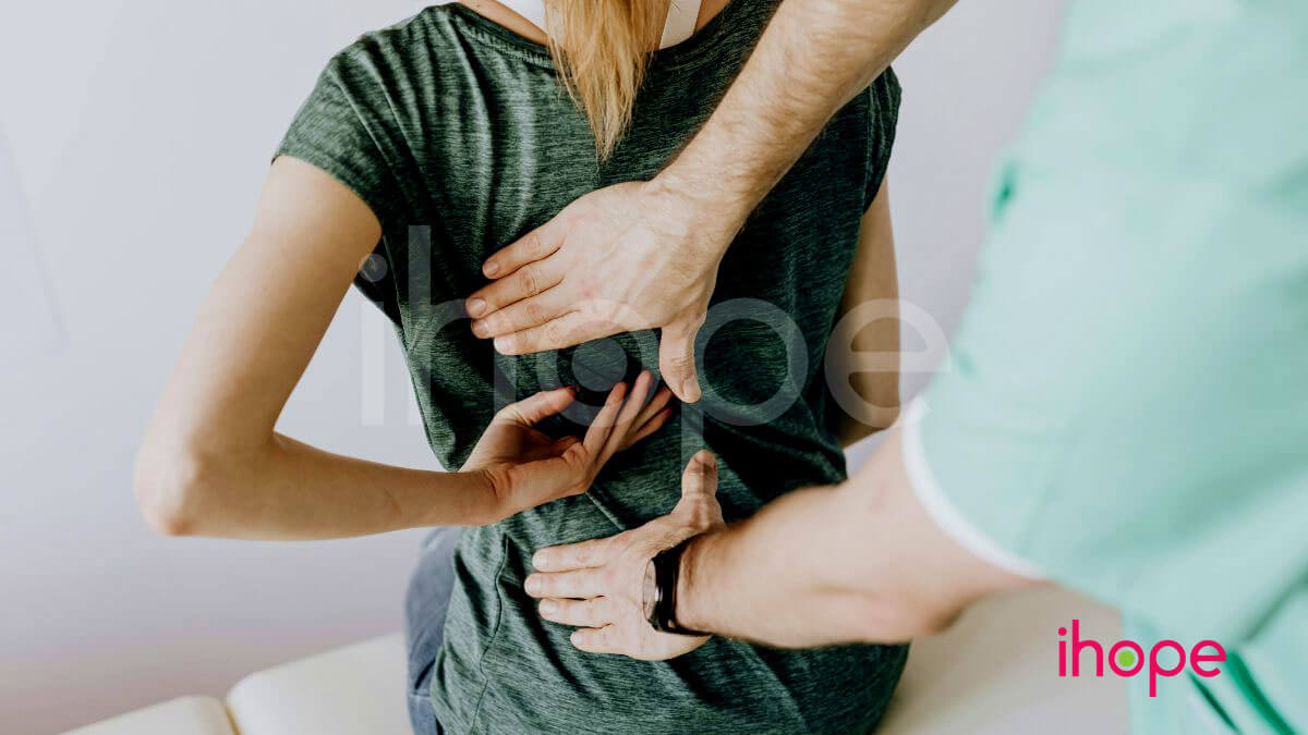 Loạn sản tai xương sống đầu xương dài lớn